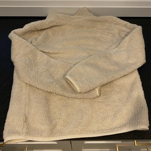 TNA fuzzy zip up - Picture 6 of 6